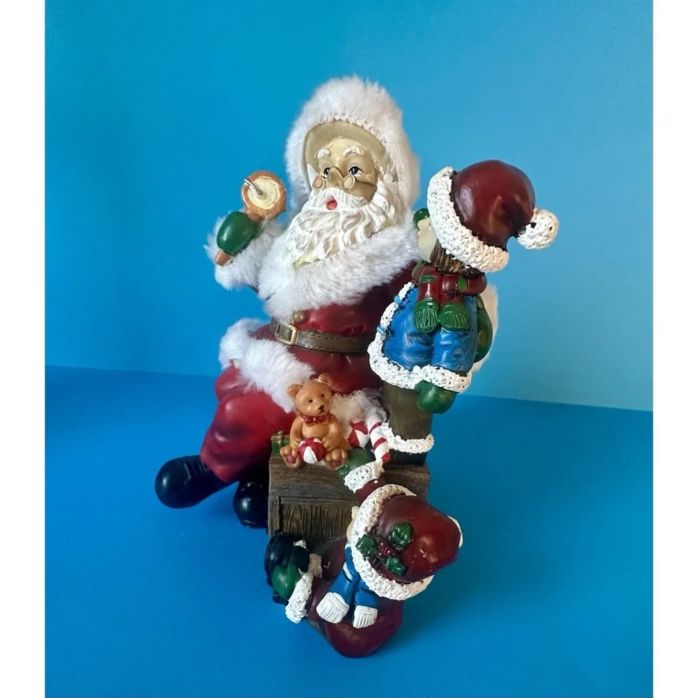 Vintage Santa Figurine Girls Bear Gift‎ Box Christmas